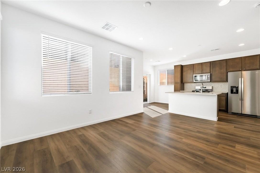 399 Mary Baer Way - Photo 4 of 21