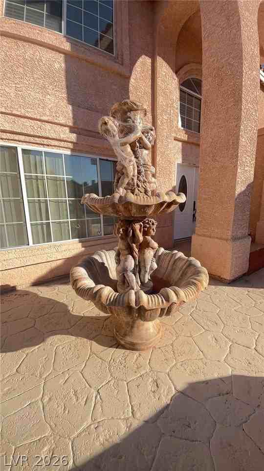 9428 Salt Water Ct - Photo 3 of 42