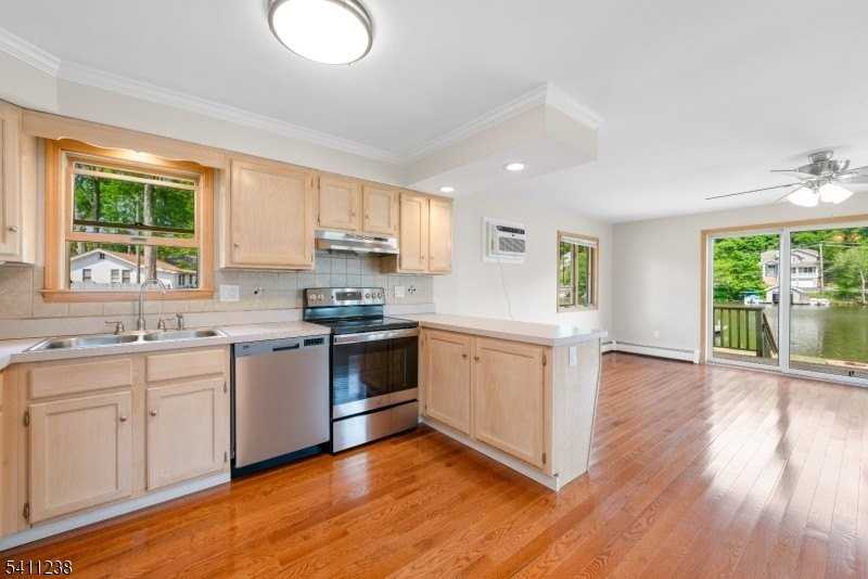 18 W River Styx Rd #4 - Photo 6 of 16