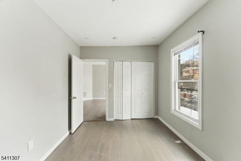 467-469 Summer Ave #2 - Photo 7 of 22