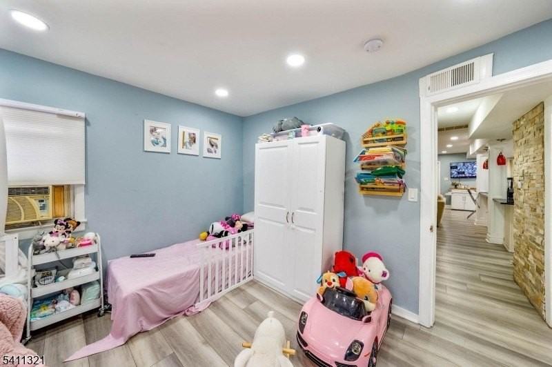 376 Elmora Ave - Photo 6 of 12