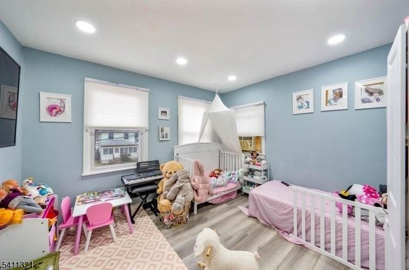 376 Elmora Ave - Photo 7 of 12