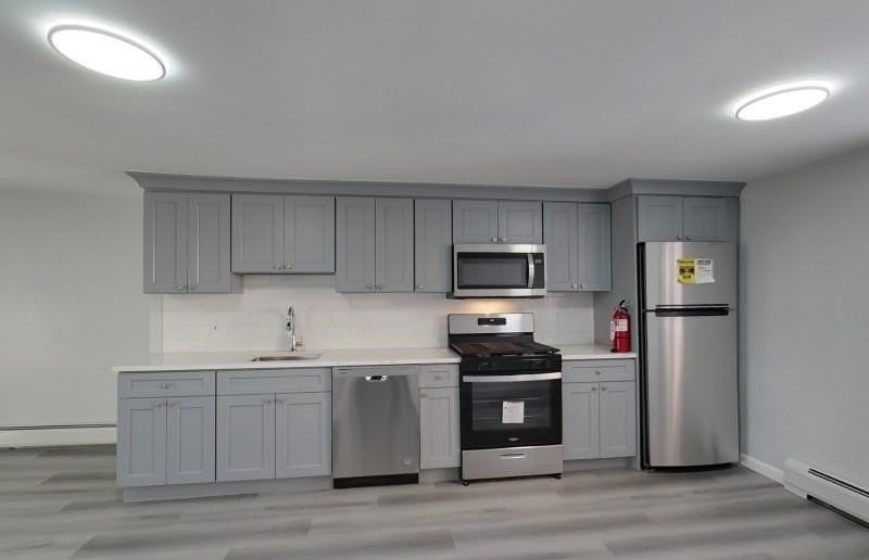 130 1st St #4 - Photo 7 of 14