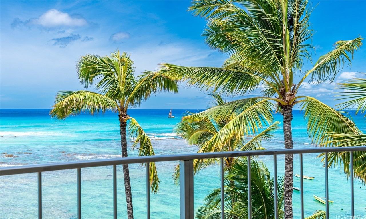 2937 Kalakaua Ave Apt 61 #61 - Photo 3 of 22