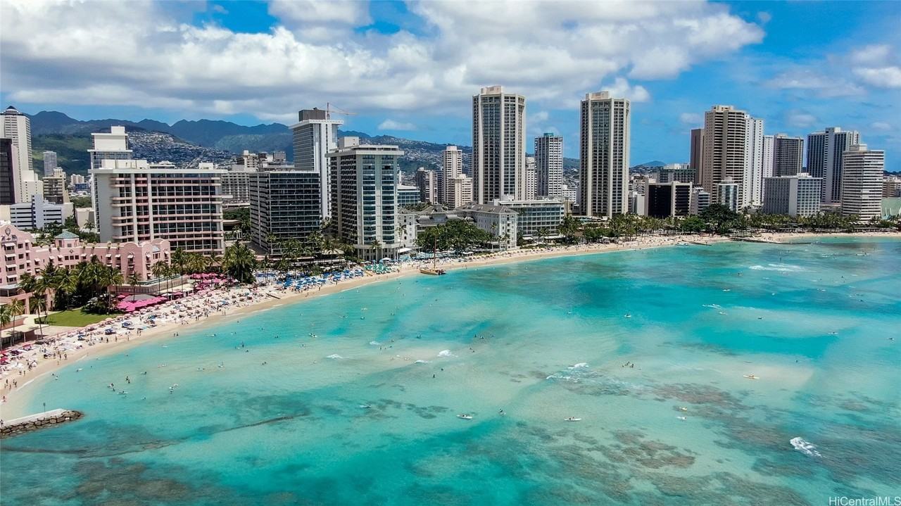 2937 Kalakaua Ave Apt 61 #61 - Photo 5 of 22