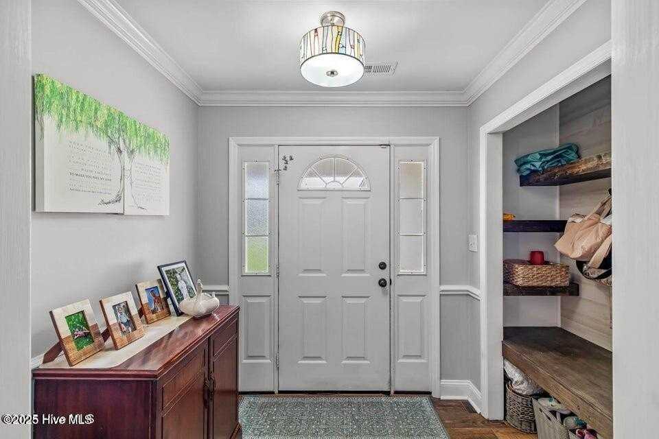 912 Morganser Dr - Photo 6 of 50