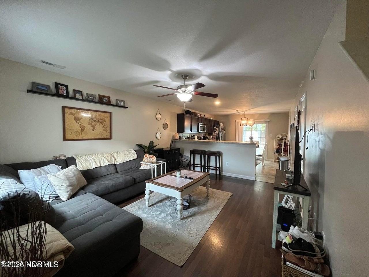 201 Glen Cannon Dr - Photo 2 of 18