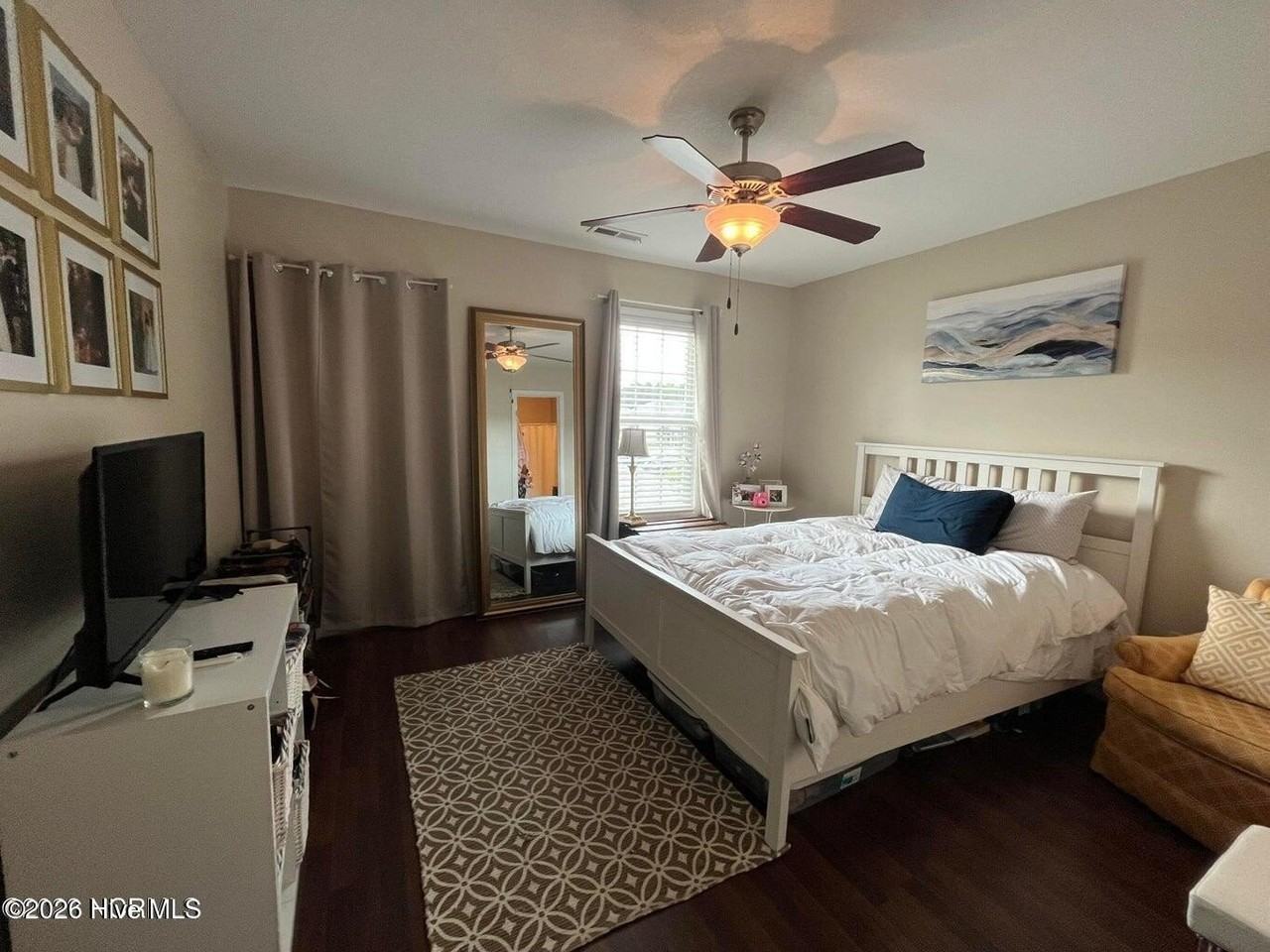 201 Glen Cannon Dr - Photo 7 of 18