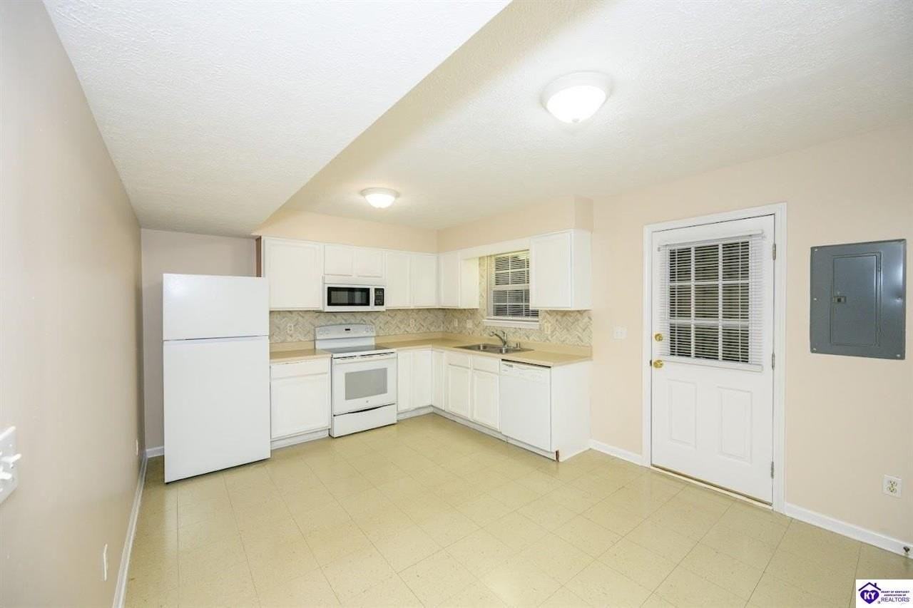 130 Skyline Dr #2 - Photo 4 of 16