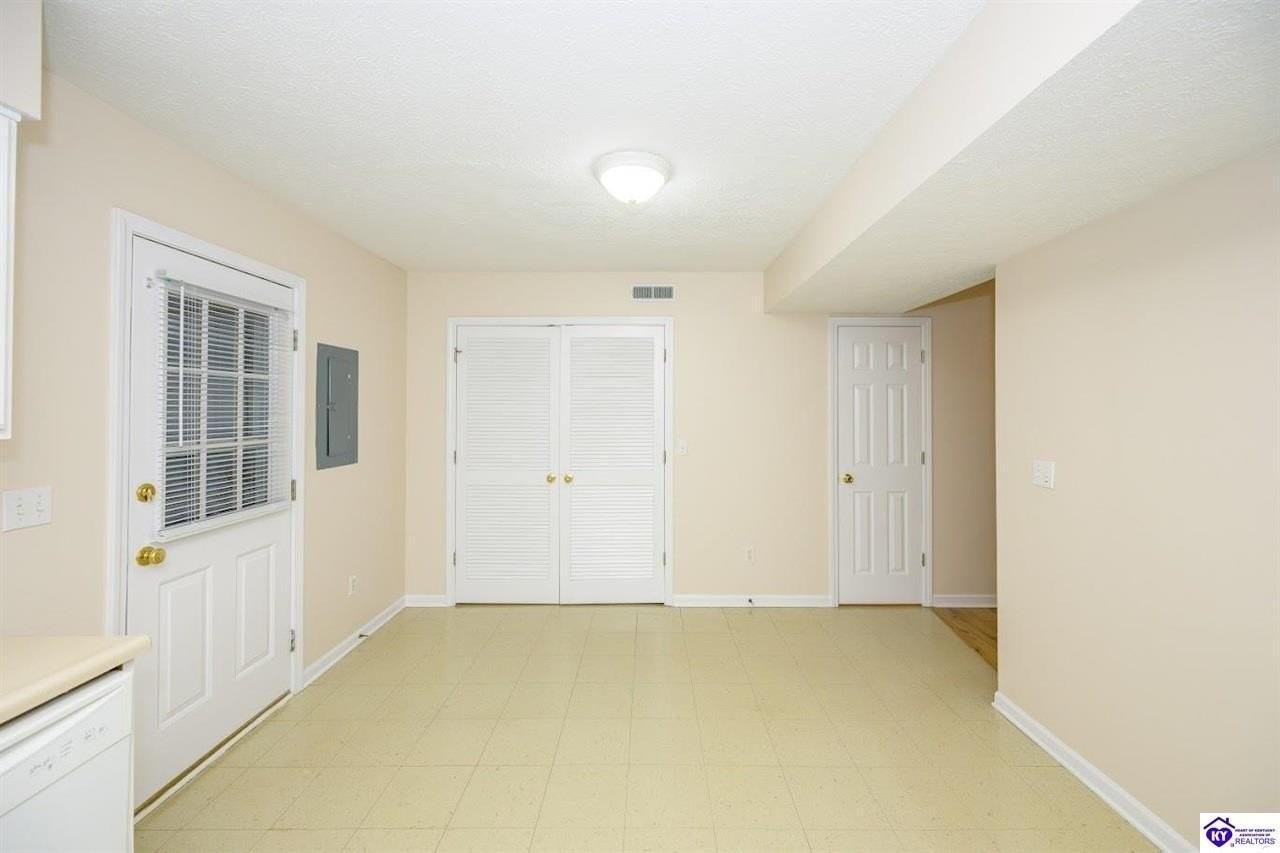 130 Skyline Dr #2 - Photo 5 of 16