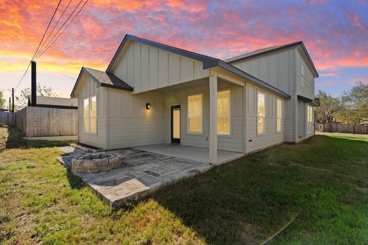 853 Cypress Ln - Photo 2 of 23