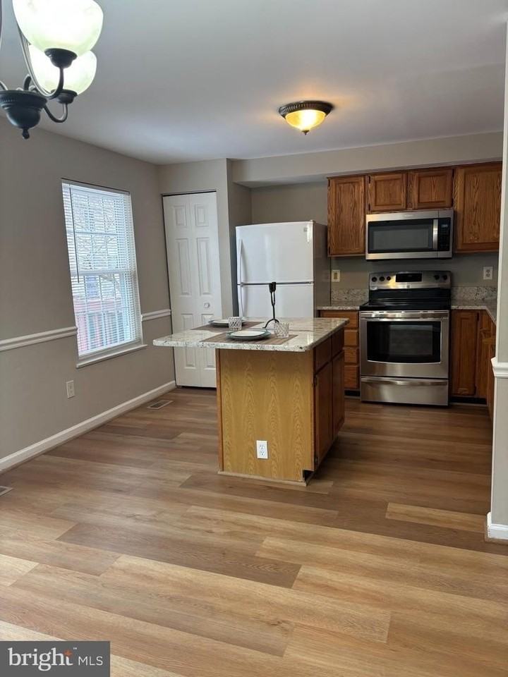 14657 Winterfield Dr - Photo 6 of 18