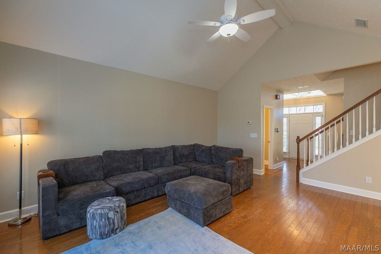 510 Jasmine Trl - Photo 6 of 34