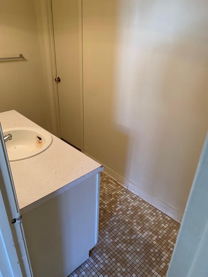 3438 Spottswood Ave #3438 - Photo 3 of 11