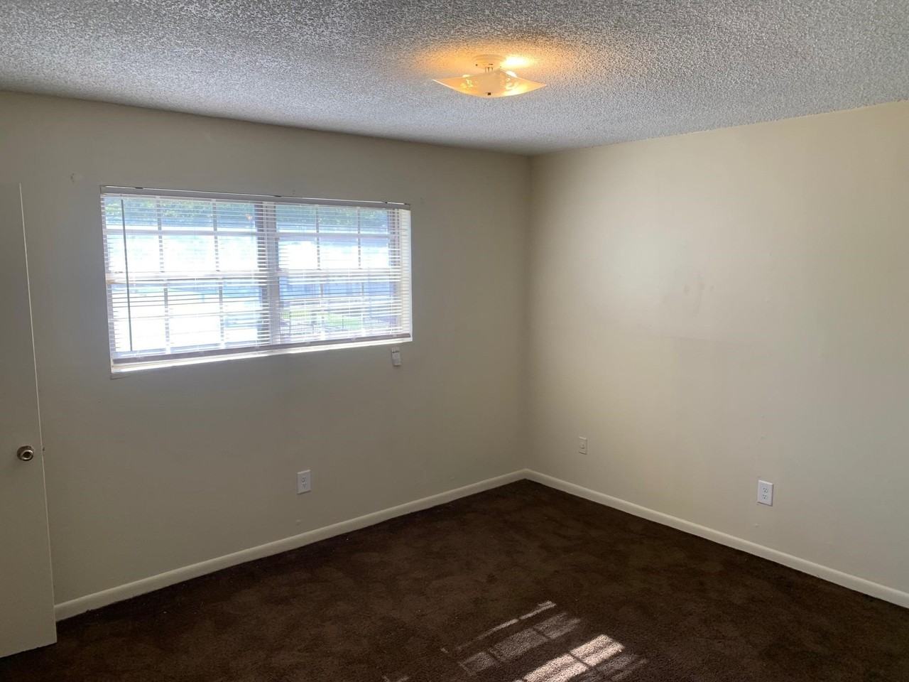 3438 Spottswood Ave #3438 - Photo 6 of 11