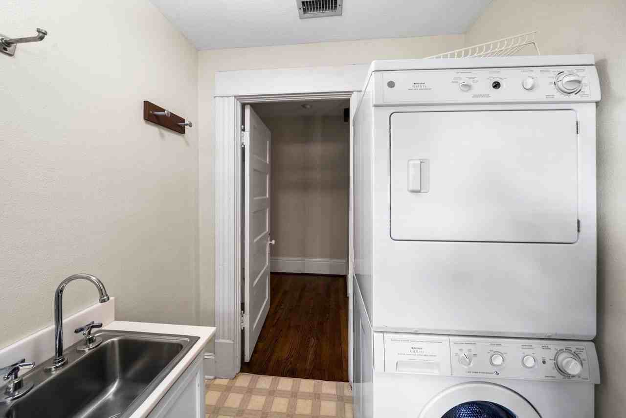 1651 Cortlandt St - Photo 6 of 16