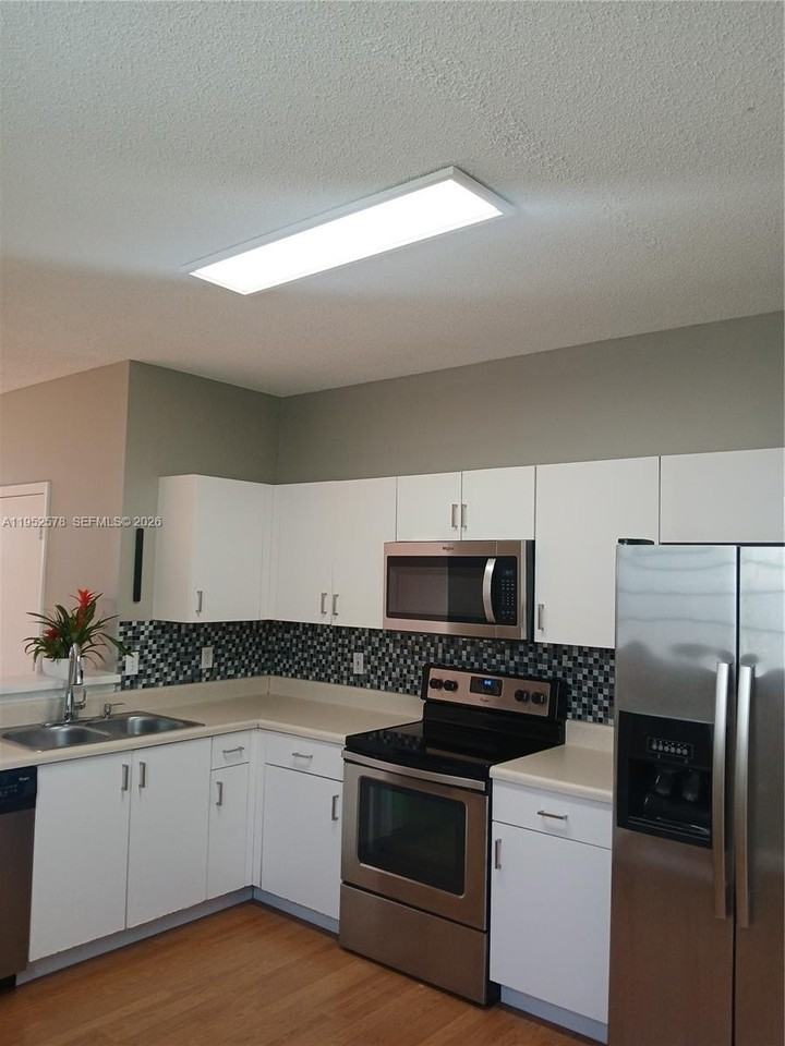 3618 San Simeon Cir #3618 - Photo 3 of 44