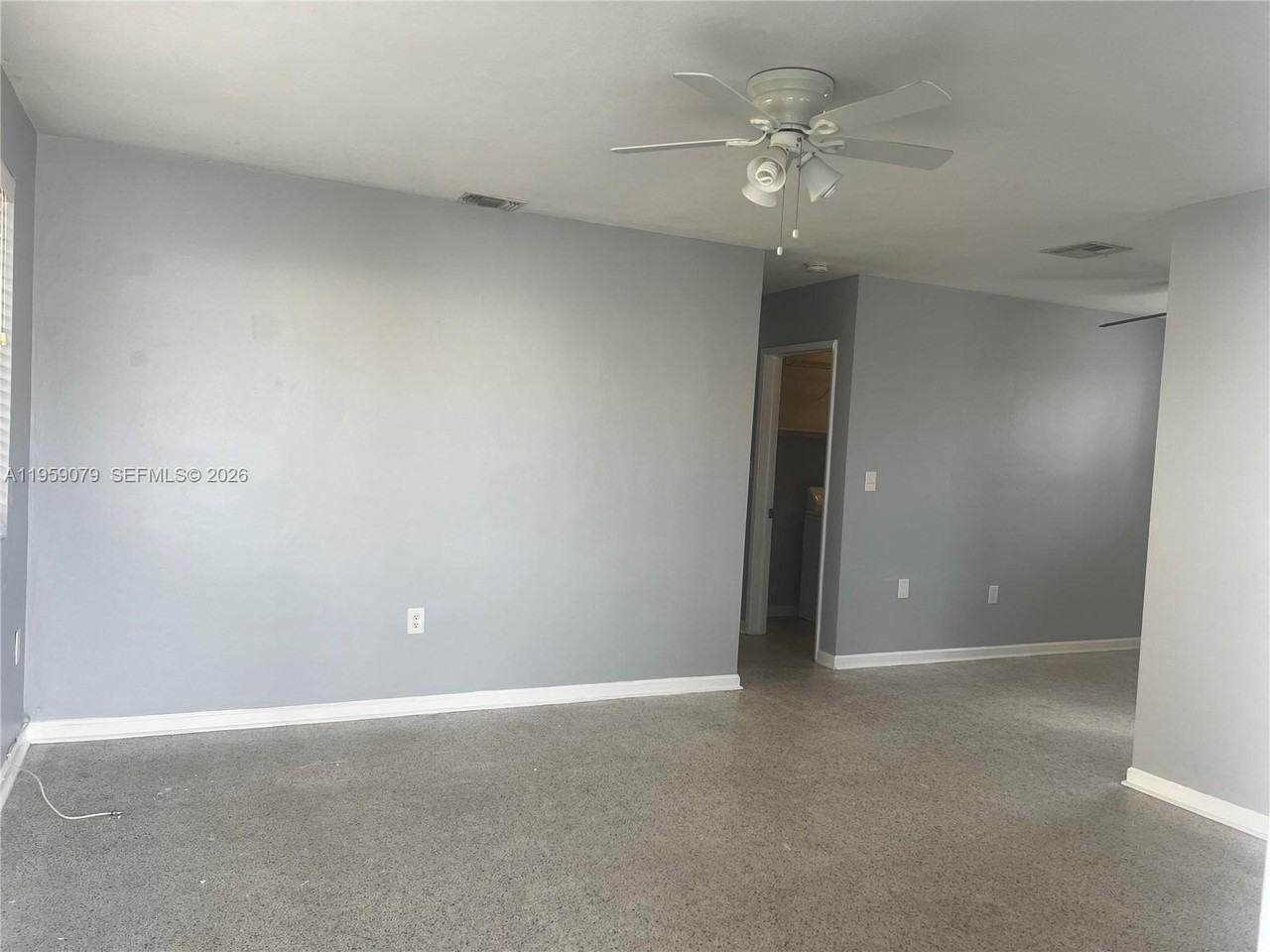 3260 Sw 25th St - Photo 2 of 12