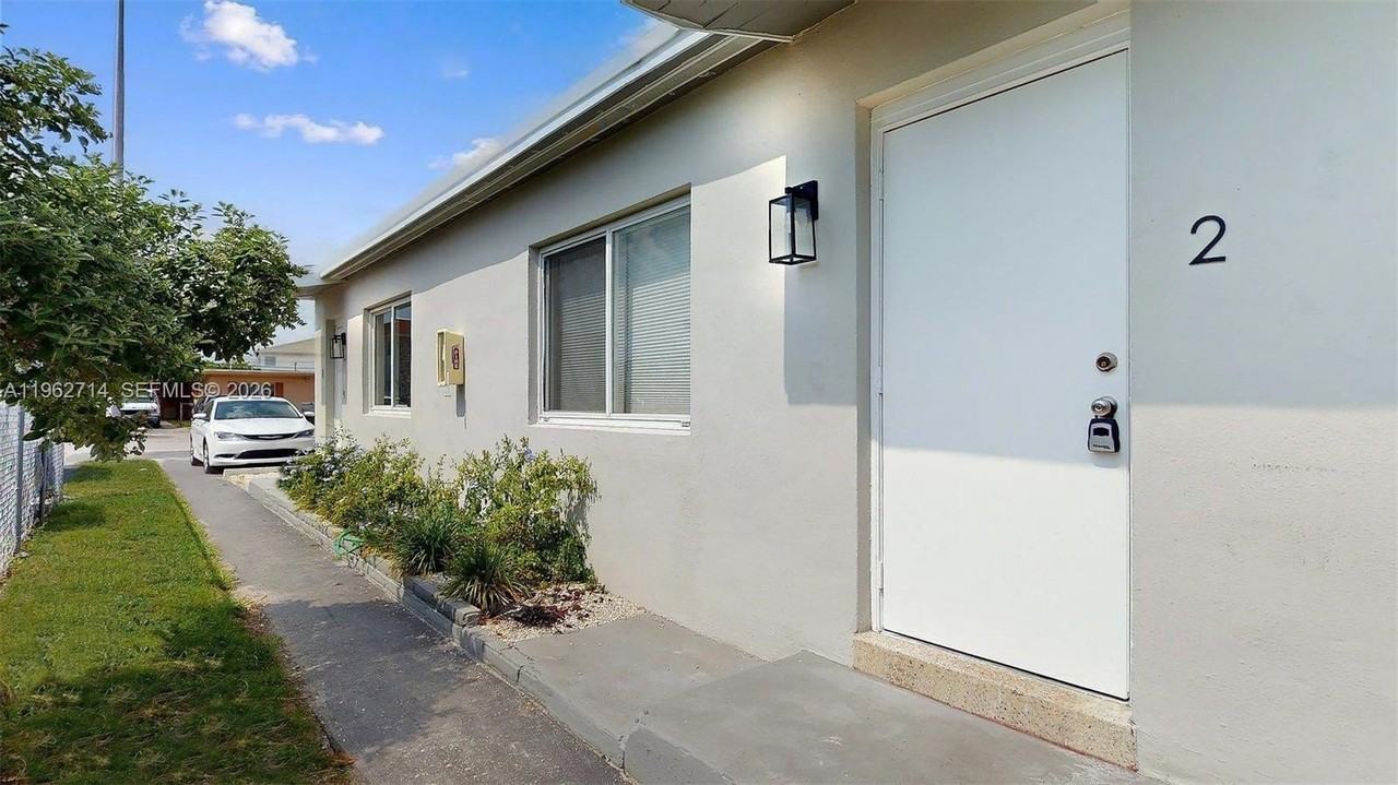 74 W 15th St #2 - Photo 2 of 22