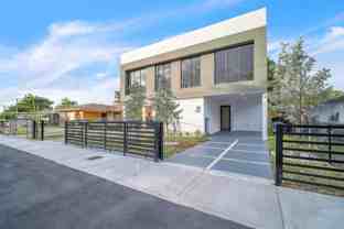 919 Nw 55th St #1 - Photo 1 of 1