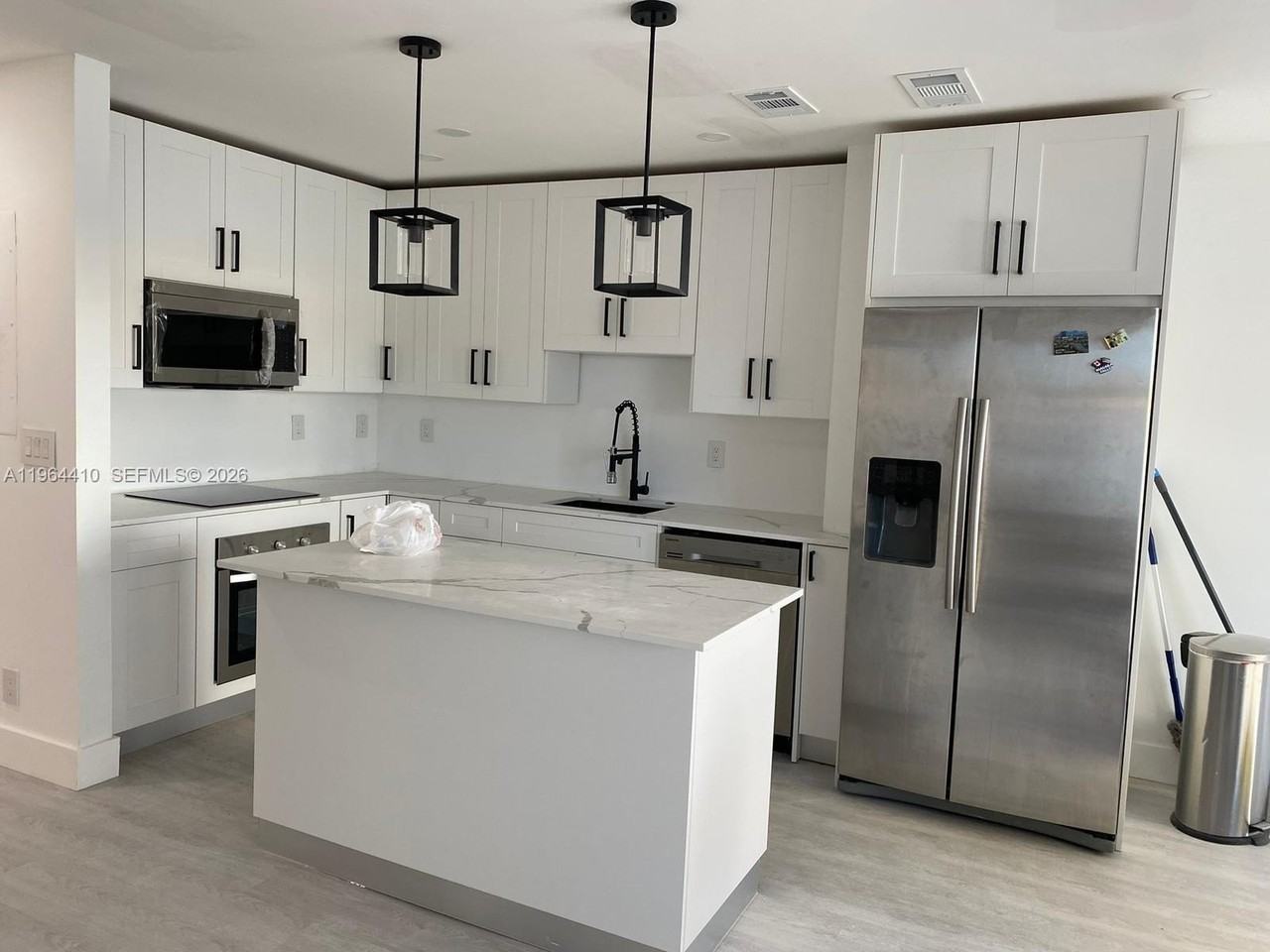 17561 Sw 140th Ct #17561 - Photo 2 of 5