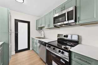 555 Nw 94th St #FRONT - Photo 1 of 1