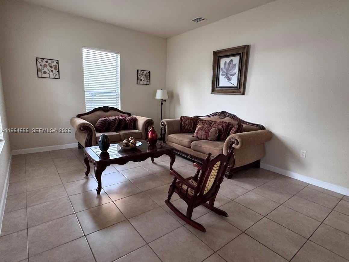 9165 Sw 170th Ave - Photo 2 of 38