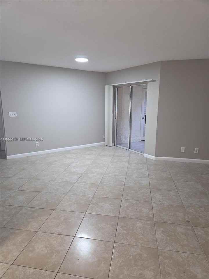 9755 Westview Dr #1213 - Photo 4 of 9