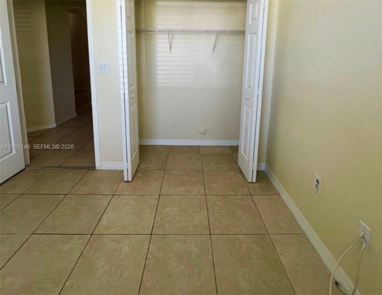 23712 Sw 110th Ave - Photo 4 of 6