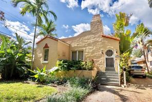 featured image of 906 Genoa St