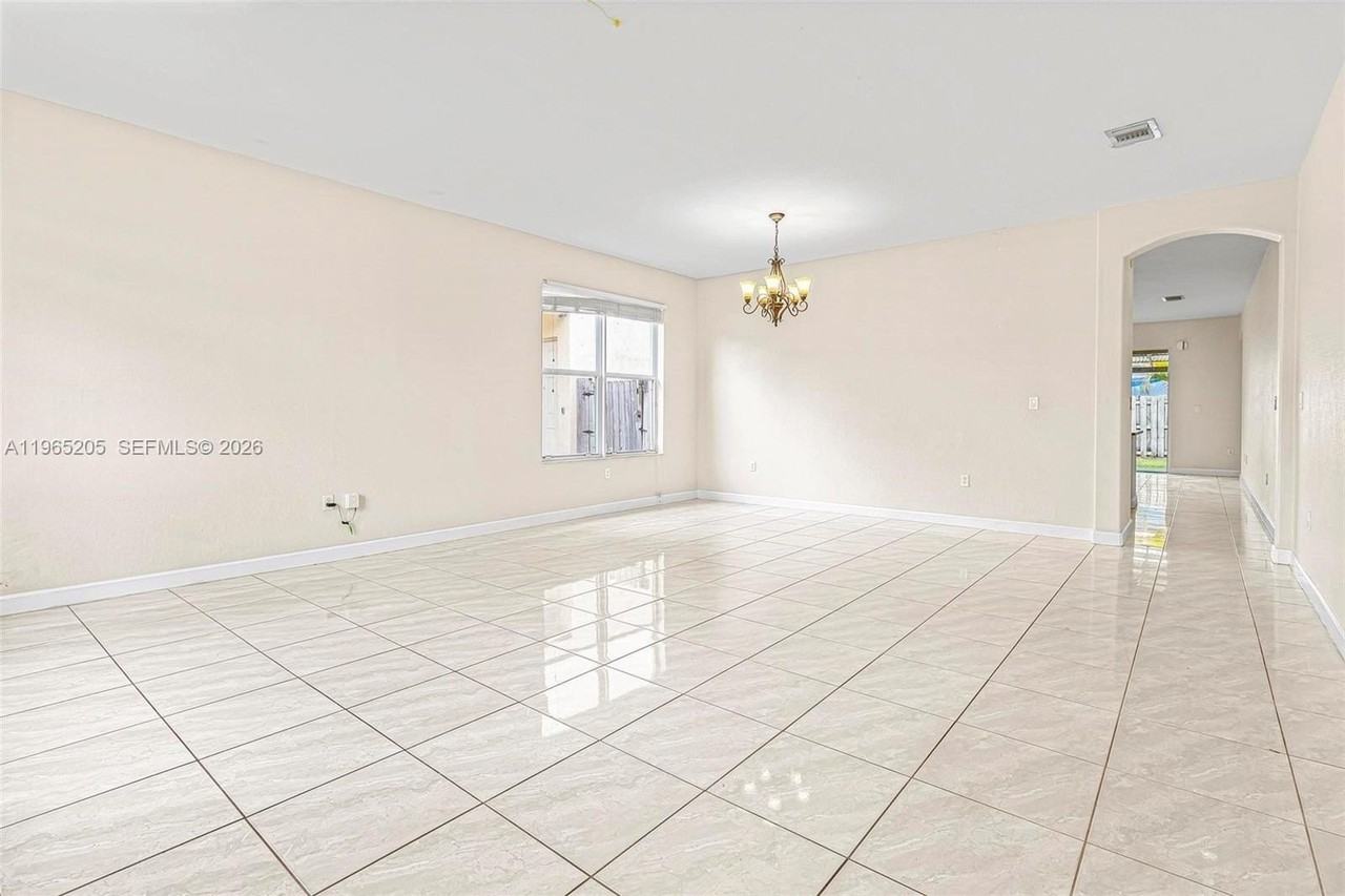 23912 Sw 107th Ct #0 - Photo 6 of 33