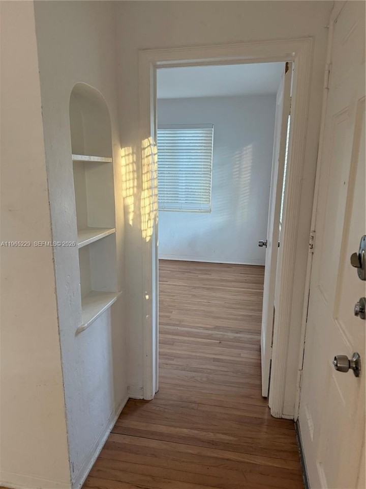 23 Majorca Ave #1 - Photo 6 of 8