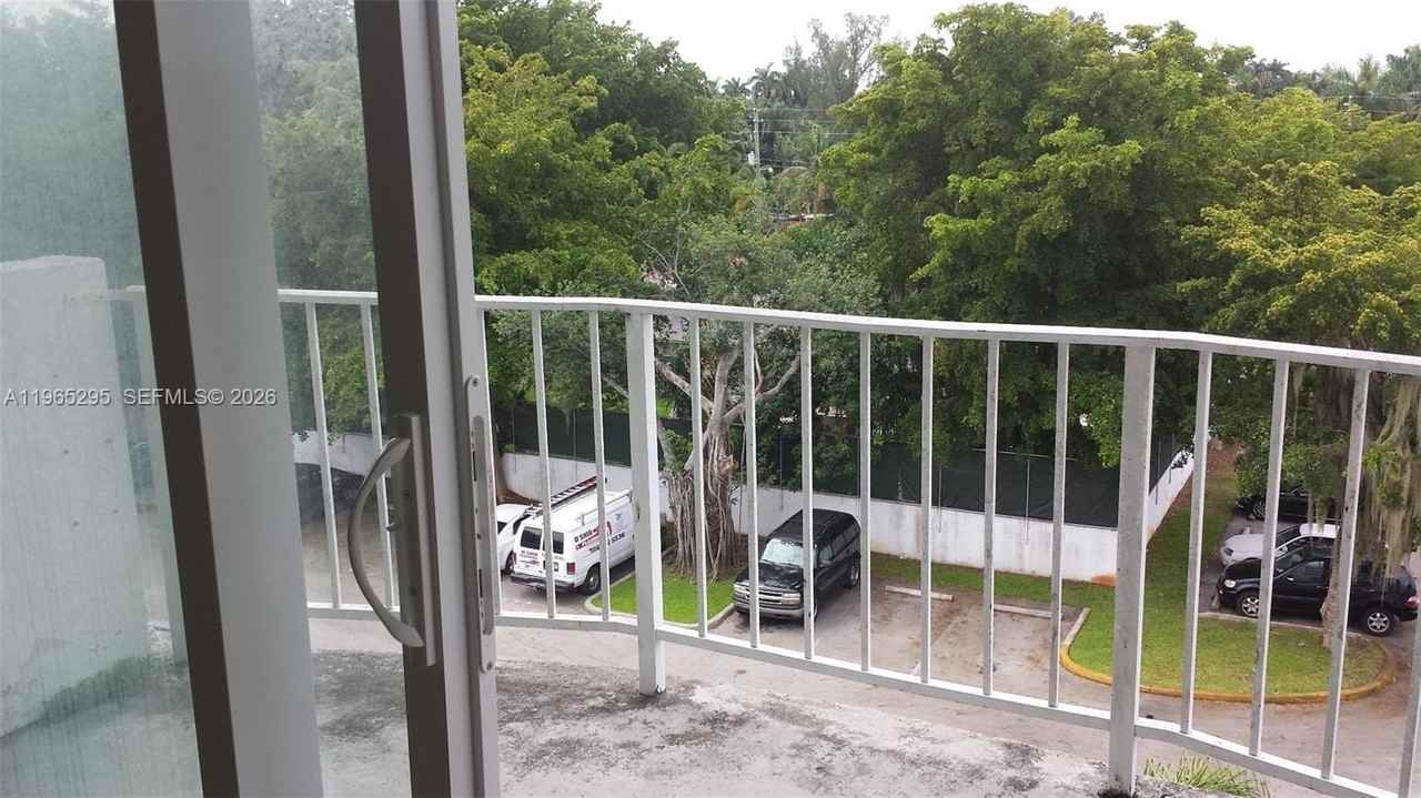 492 Nw 165th Street Rd #C509 - Photo 5 of 50