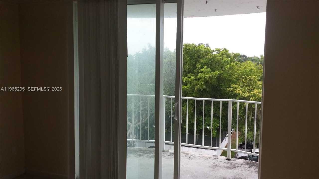 492 Nw 165th Street Rd #C509 - Photo 6 of 50