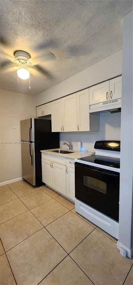 4030 Nw 30th Ter #2 - Photo 3 of 7