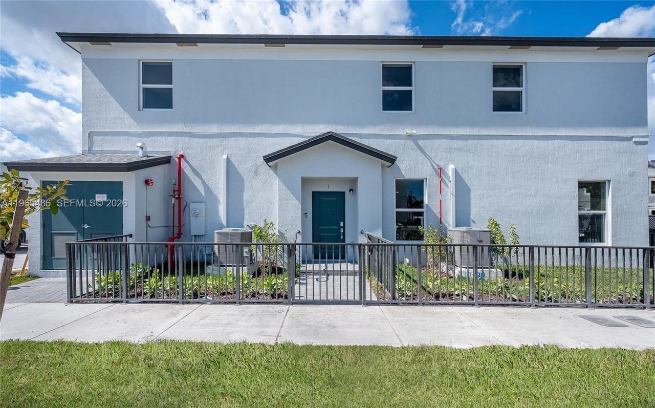 12470 Sw 248th St #1 - Photo 2 of 28