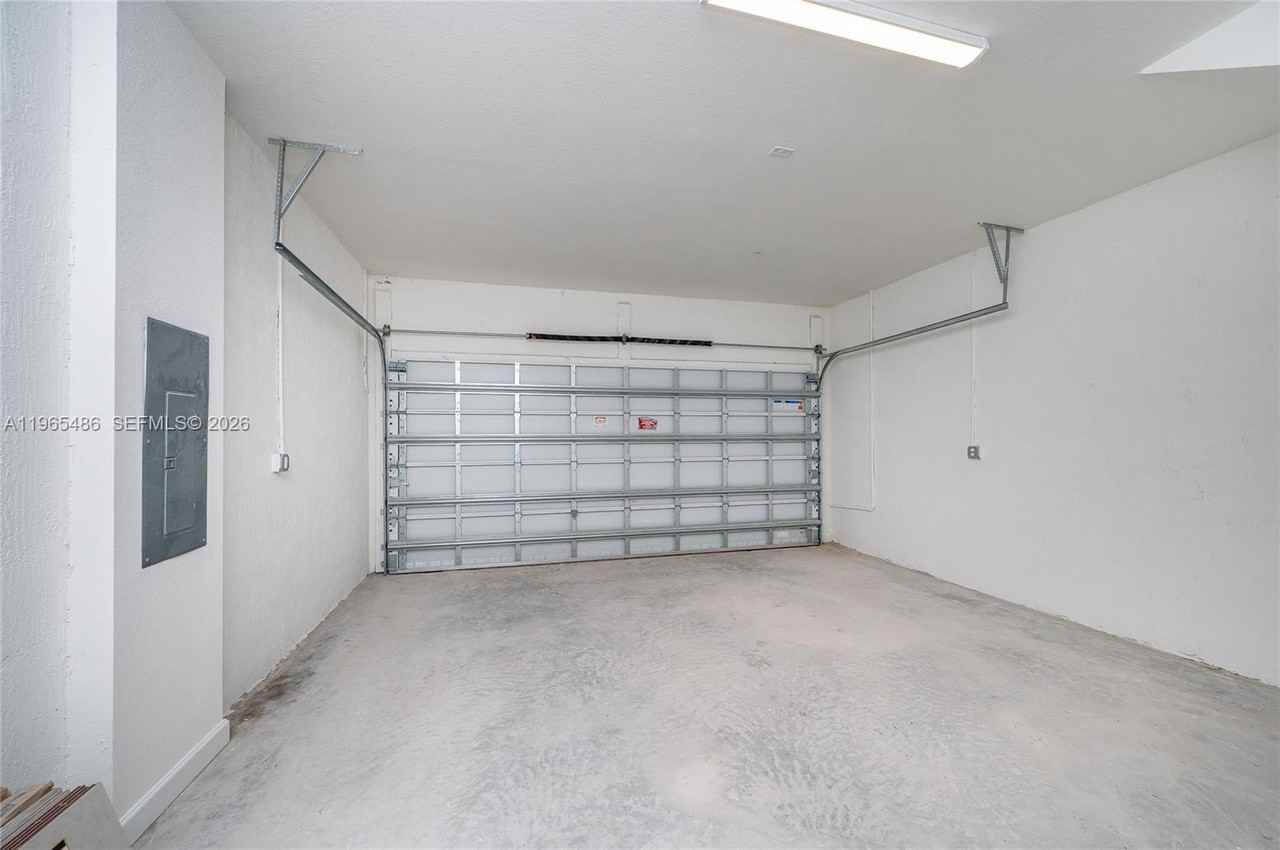 12470 Sw 248th St #1 - Photo 6 of 28