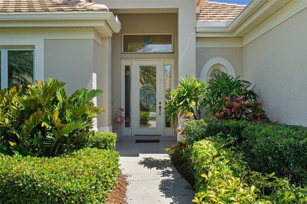 5223 97th St E - Photo 3 of 41