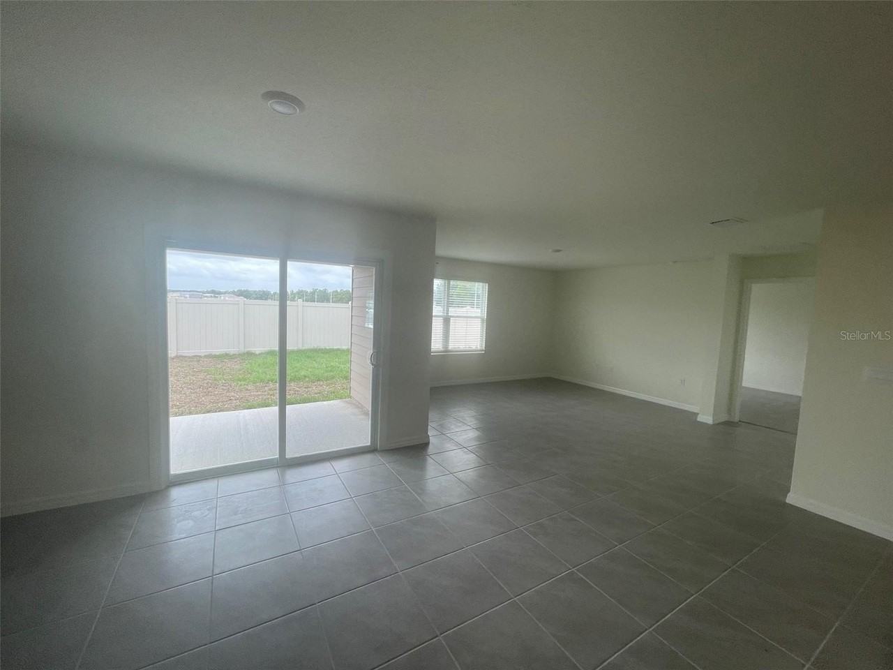 24831 Nw 17th Ln - Photo 3 of 10