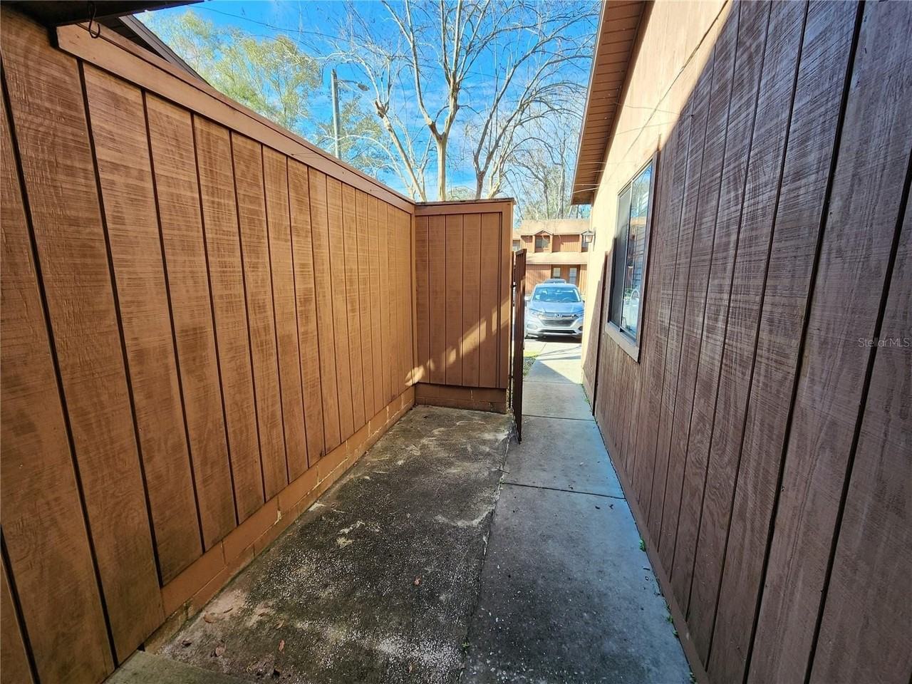 5823 Sw 9th Pl #H55 - Photo 2 of 50