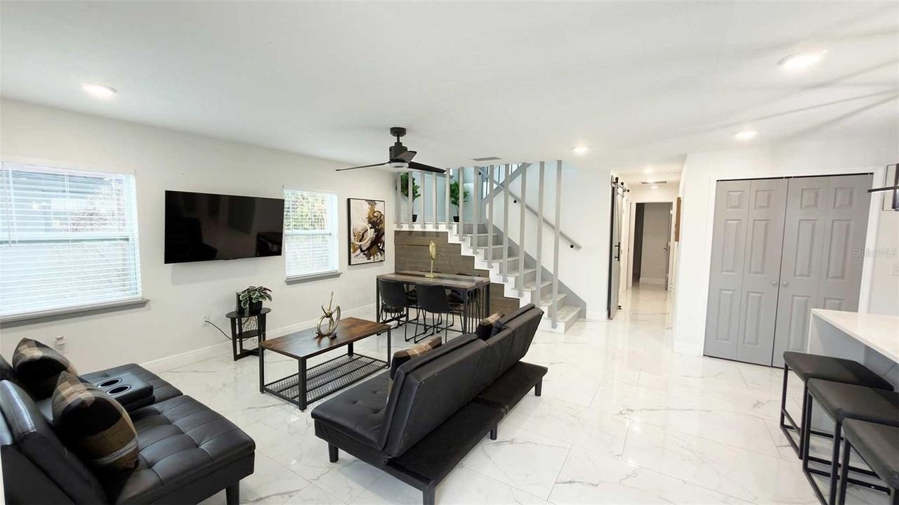 1414 E Harding St - Photo 3 of 50