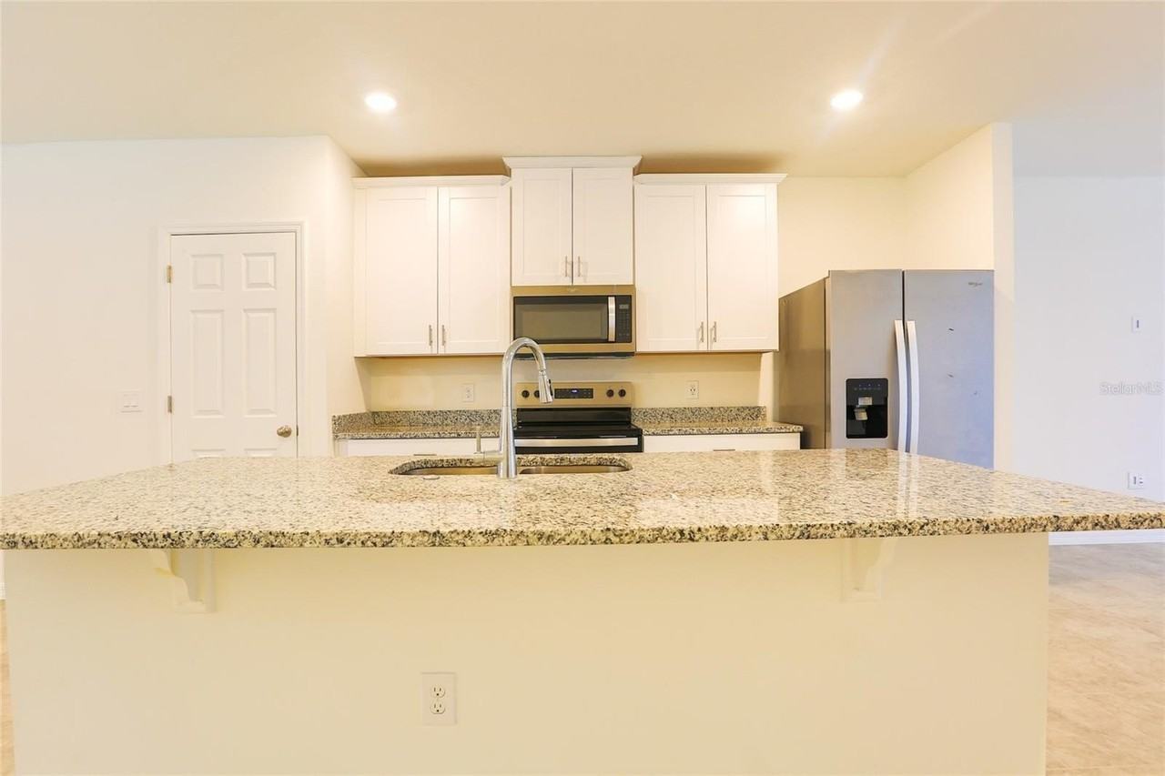 6004 Bimini Ave - Photo 5 of 13