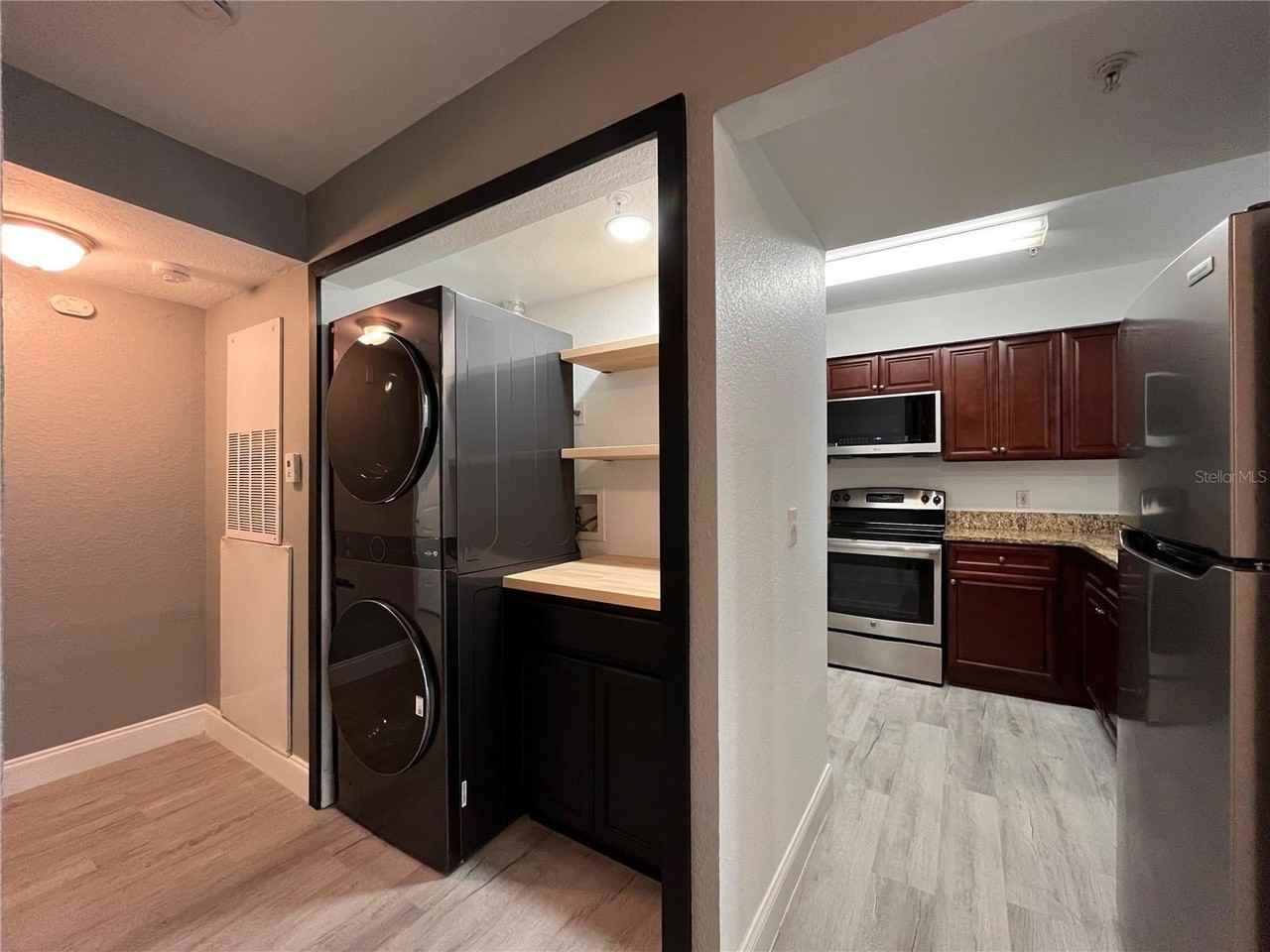 13838 Fairway Island Dr #1412 - Photo 3 of 22