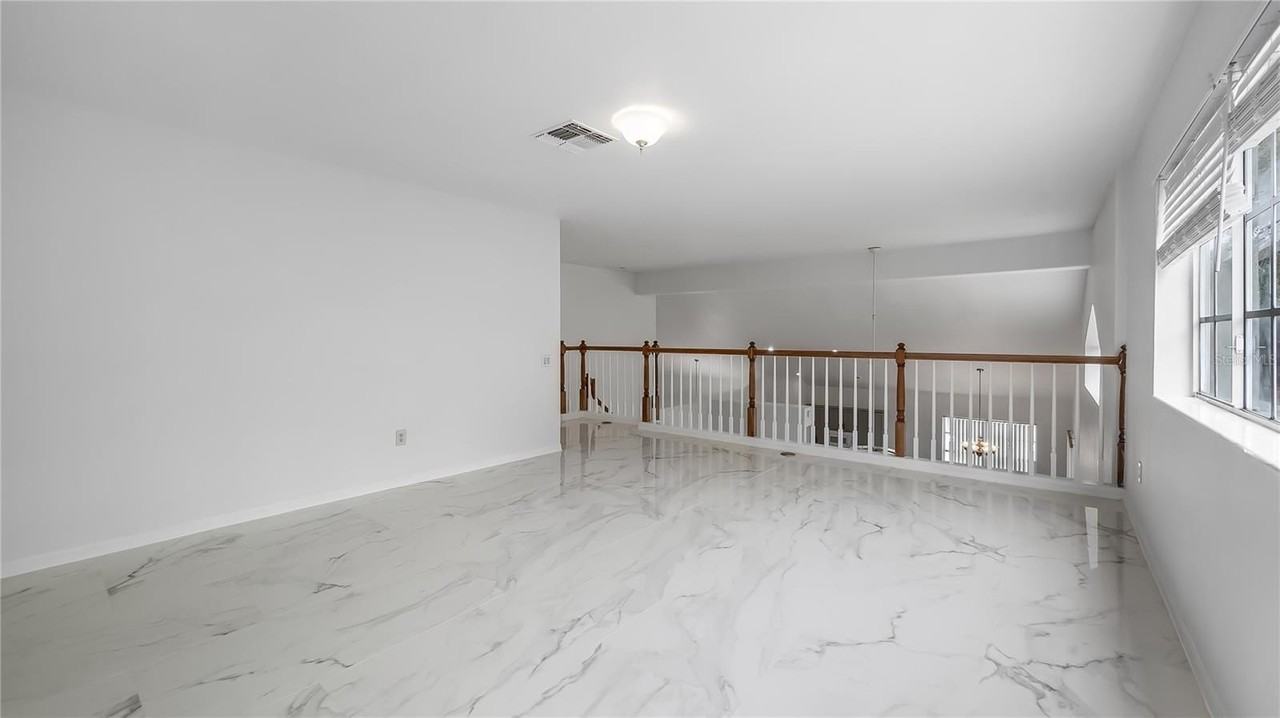 7843 Saint Andrews Cir - Photo 3 of 38