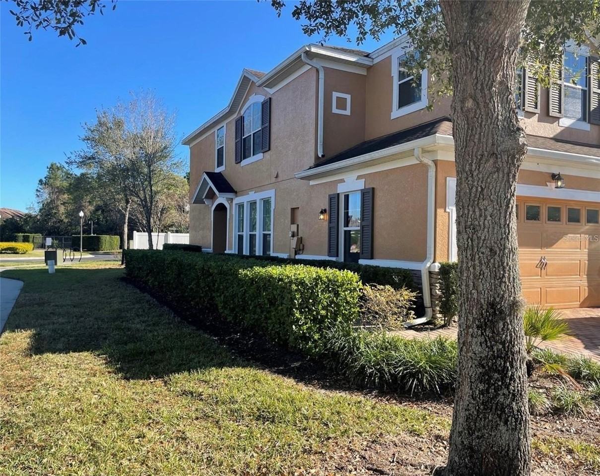 9403 Tawnyberry St - Photo 2 of 18