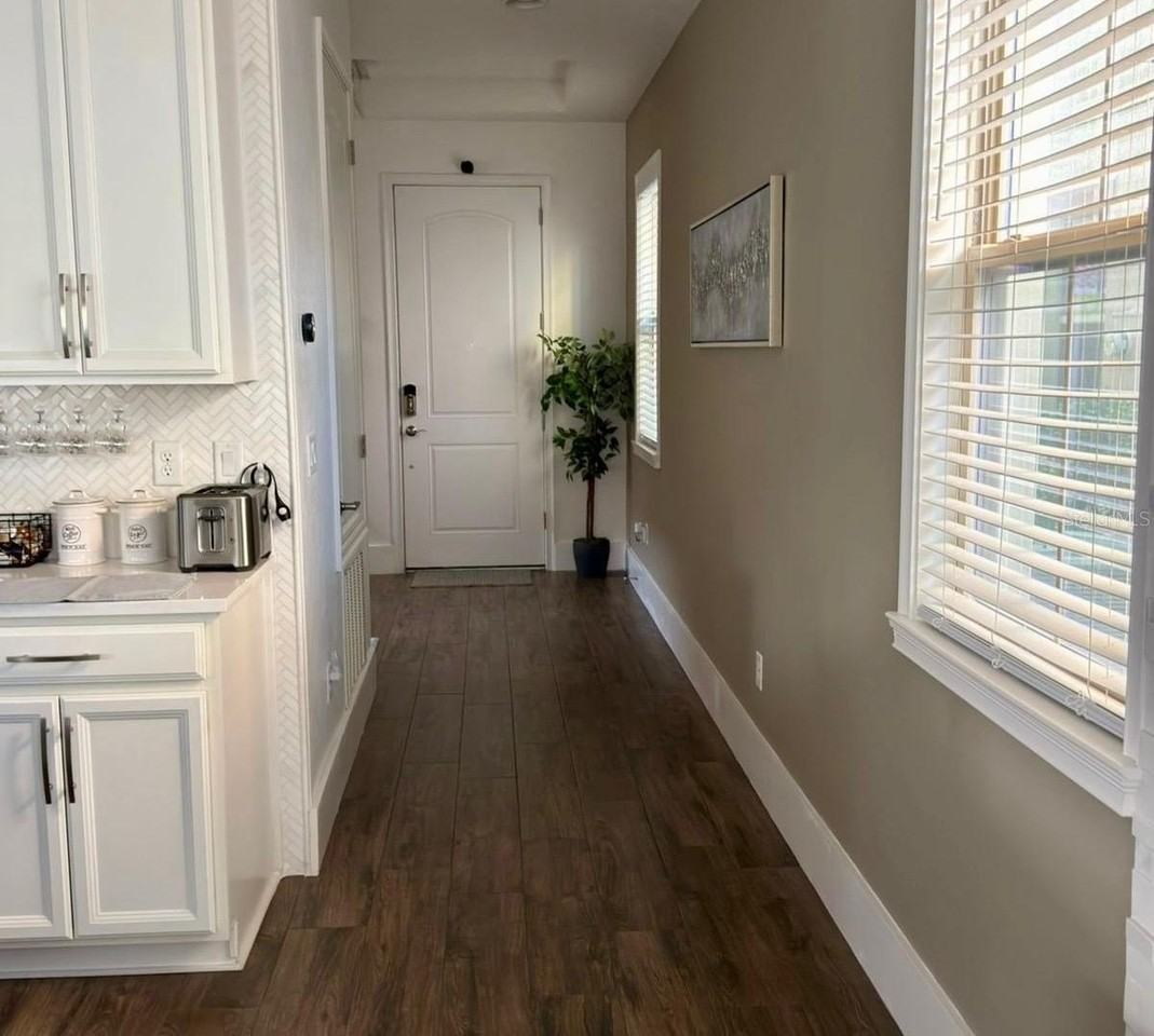 10362 Macduff Dr - Photo 4 of 32