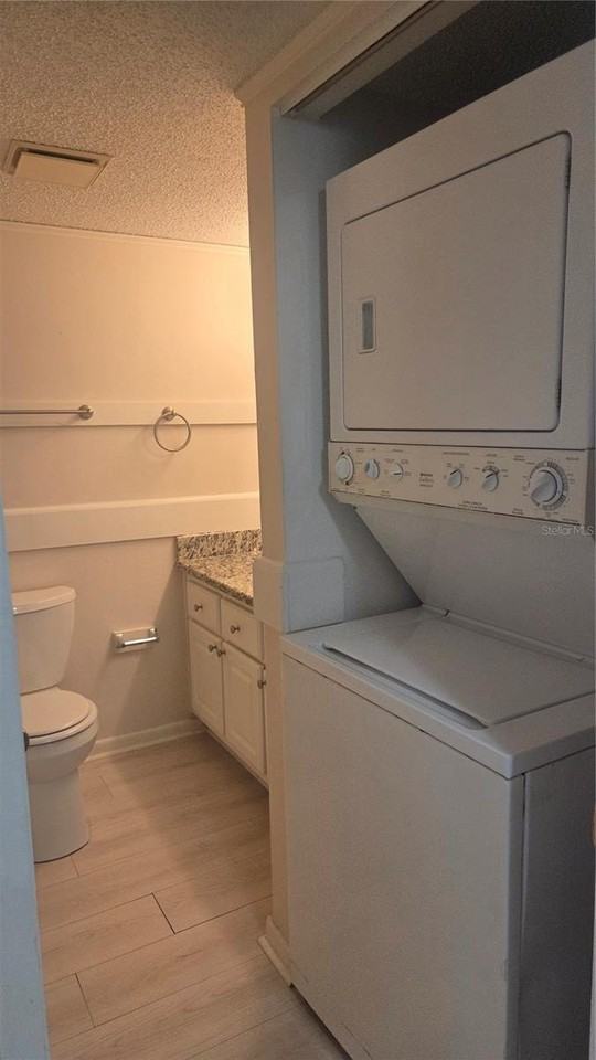 589 Fairways Cir #B - Photo 7 of 13