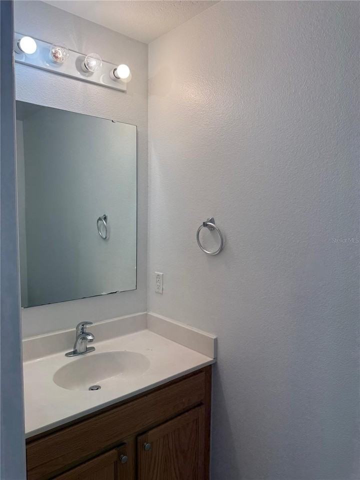 1902 Huron Way - Photo 7 of 31