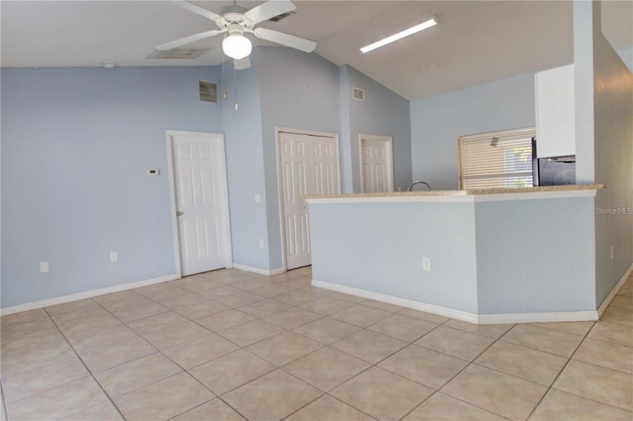 1444 Swift Ct - Photo 4 of 29