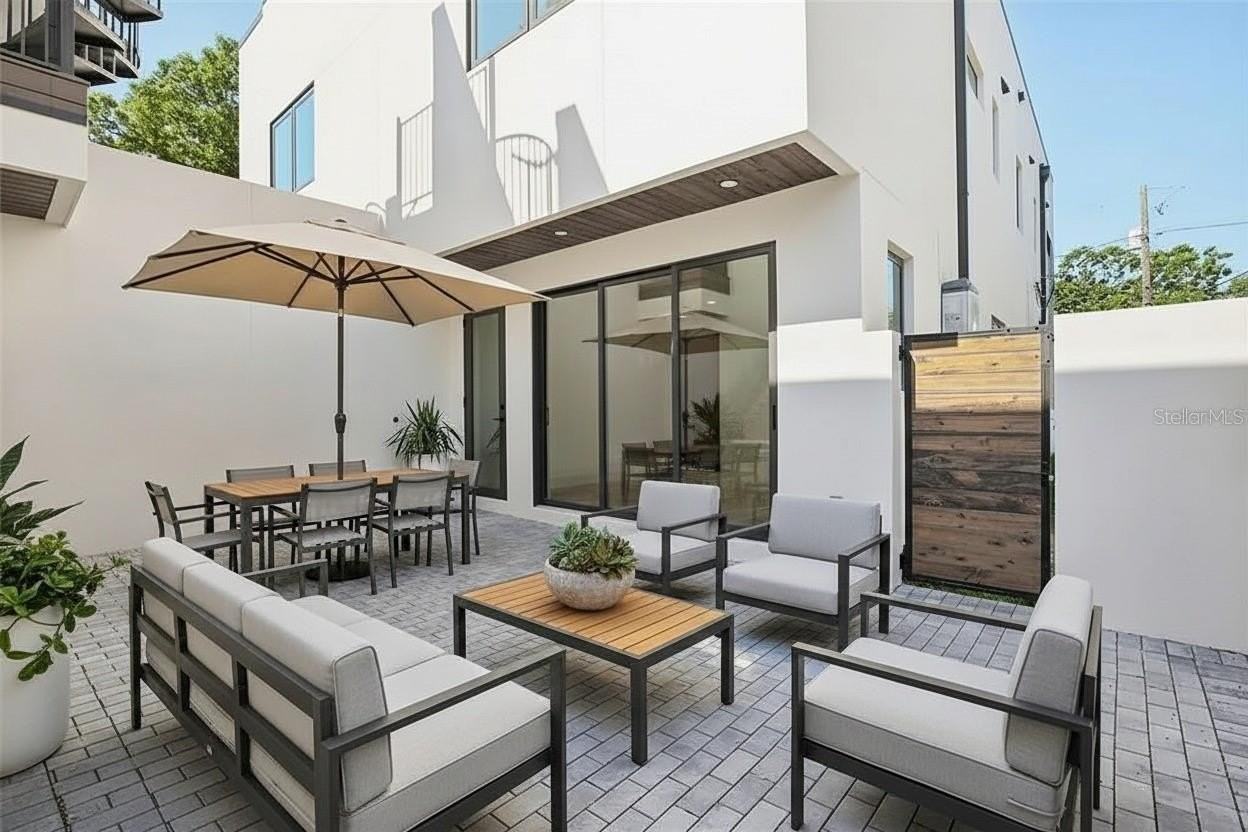 1412 S Moody Ave #A - Photo 4 of 40